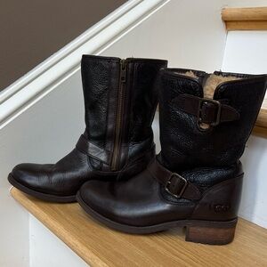 UGG Australia Women’s Size 7 brown leather Chaney boots wool lined side zipper